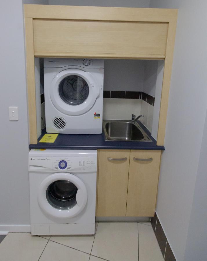 Caloundra Central Apartment Hotel Official Dış mekan fotoğraf